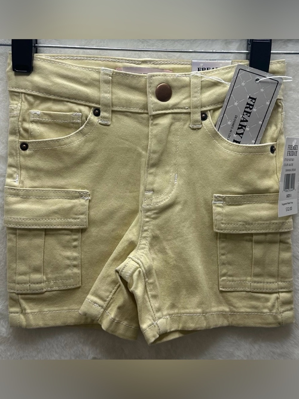 Girls Size 5 Banana Cream Shorts